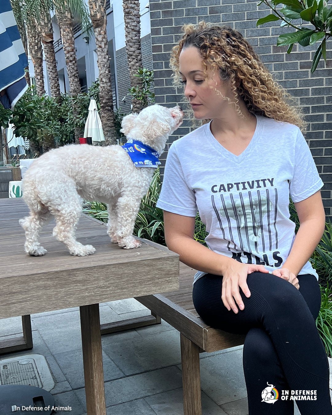 Unisex Captivity Kills Short Sleeve V-Neck Tee
