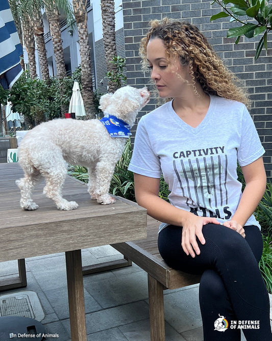 Unisex Captivity Kills Short Sleeve V-Neck Tee